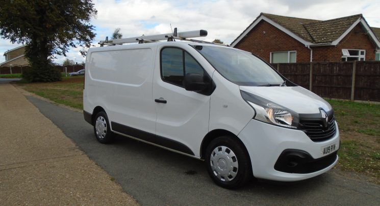 2019 19 Renault Trafic 1.6 dCi ENERGY 27 Business+ Panel Van 5dr Diesel Manual SWB Standard Roof Euro 6 (s/s) (125 ps)